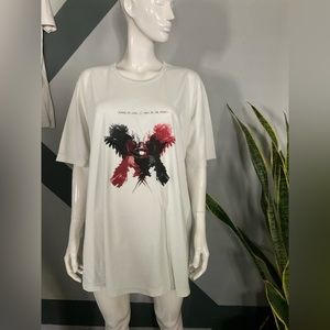 Kings of Leon “only by The Night “ concert tee.